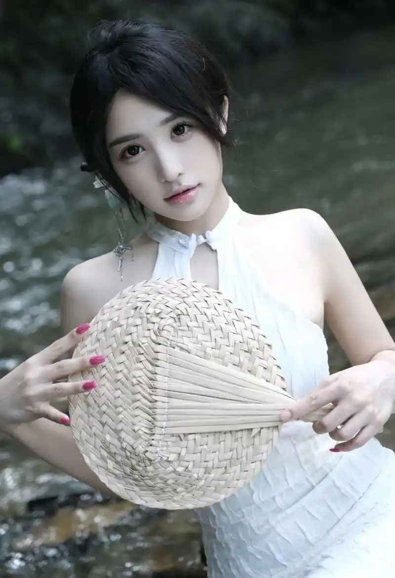 春潮不渡剧照
